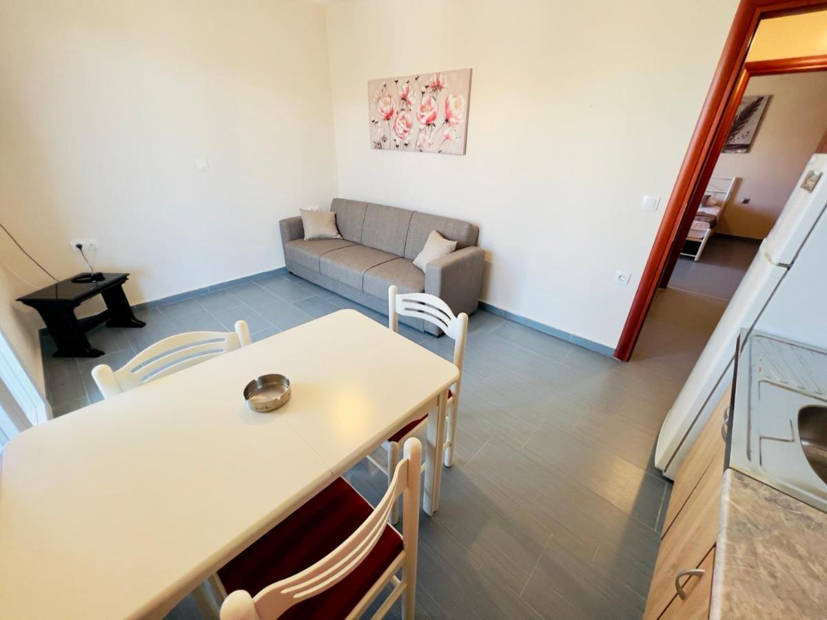 Geka'S Apartment Skala Rachoni  ภายนอก รูปภาพ