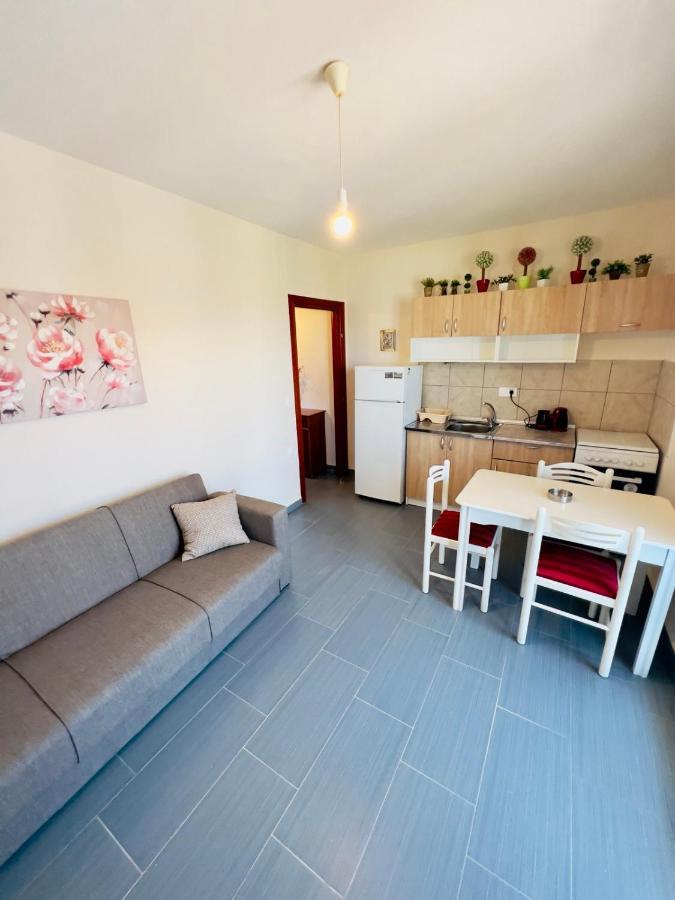 Geka'S Apartment Skala Rachoni  ภายนอก รูปภาพ