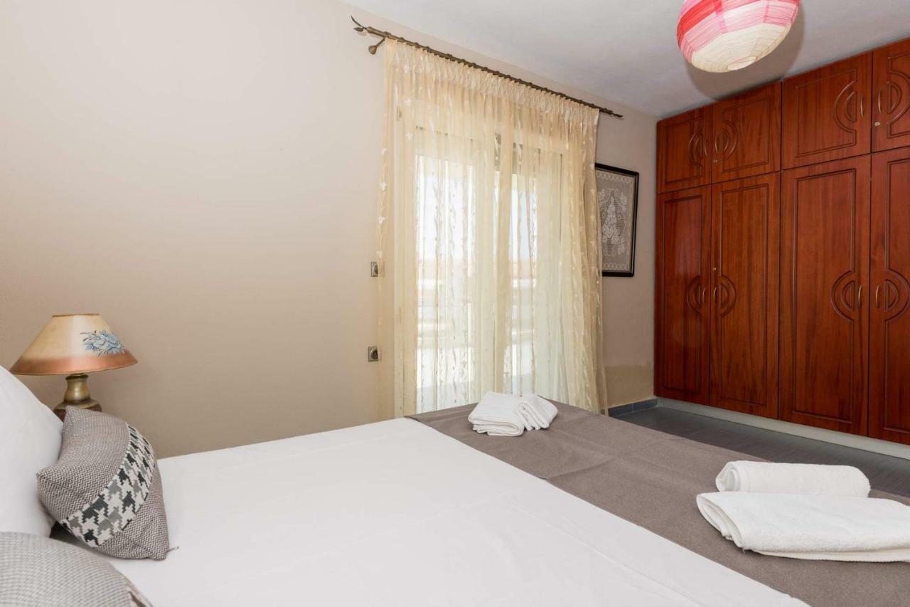 Geka'S Apartment Skala Rachoni  ภายนอก รูปภาพ